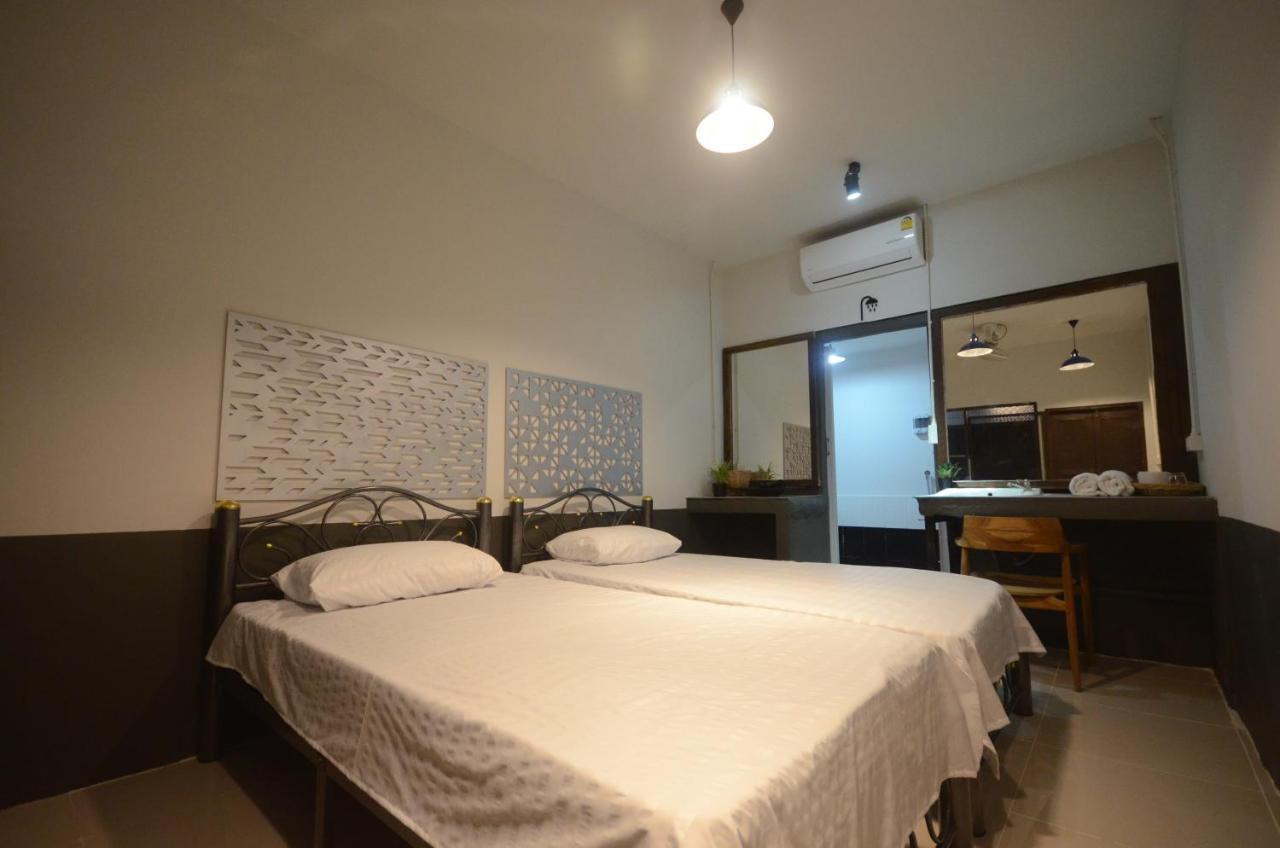 Suandok History House Aparthotel Chiang Mai Exterior photo